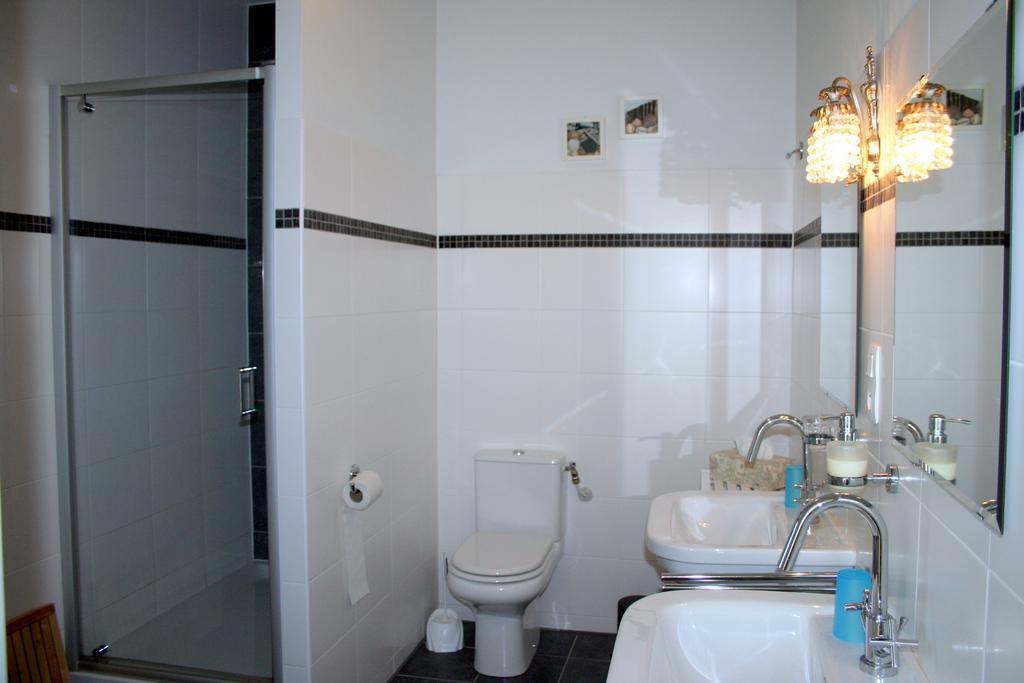 La Double Porte Bed & Breakfast Castera-Verduzan Bagian luar foto